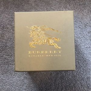 Burberry watch box